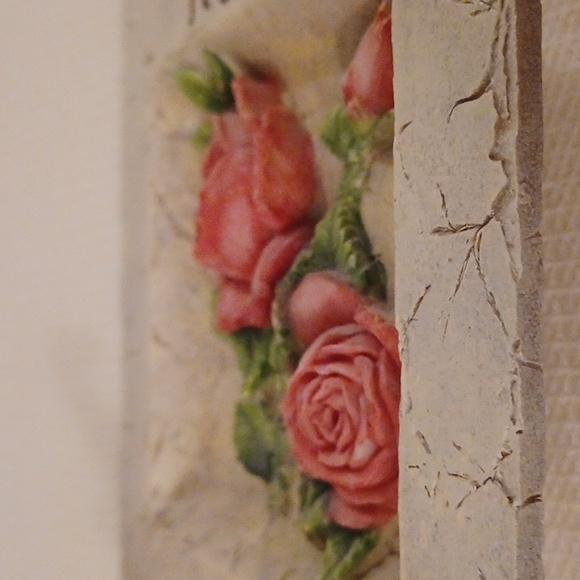 4/$60 Ceramic 3D Rose Square Plate With Stand - Picture 6 of 6